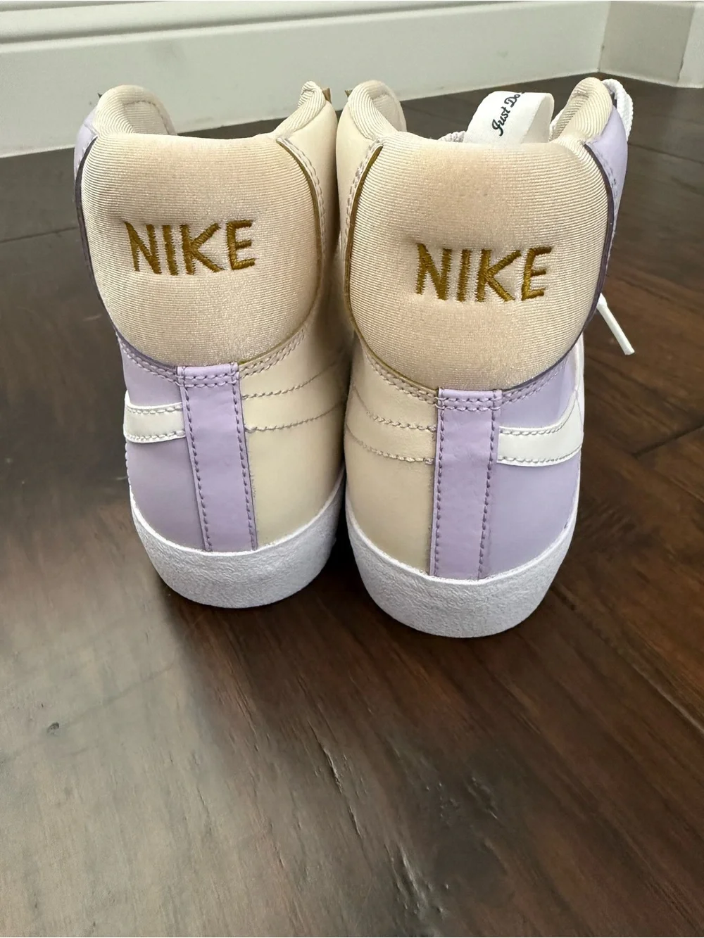 Nike Blazer Mid ’77 – Girls 6.5Y | Never Worn | Pastel Lavender/Cream
